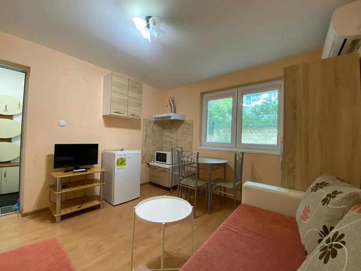 Studio Dani Apartment Varna 0*,